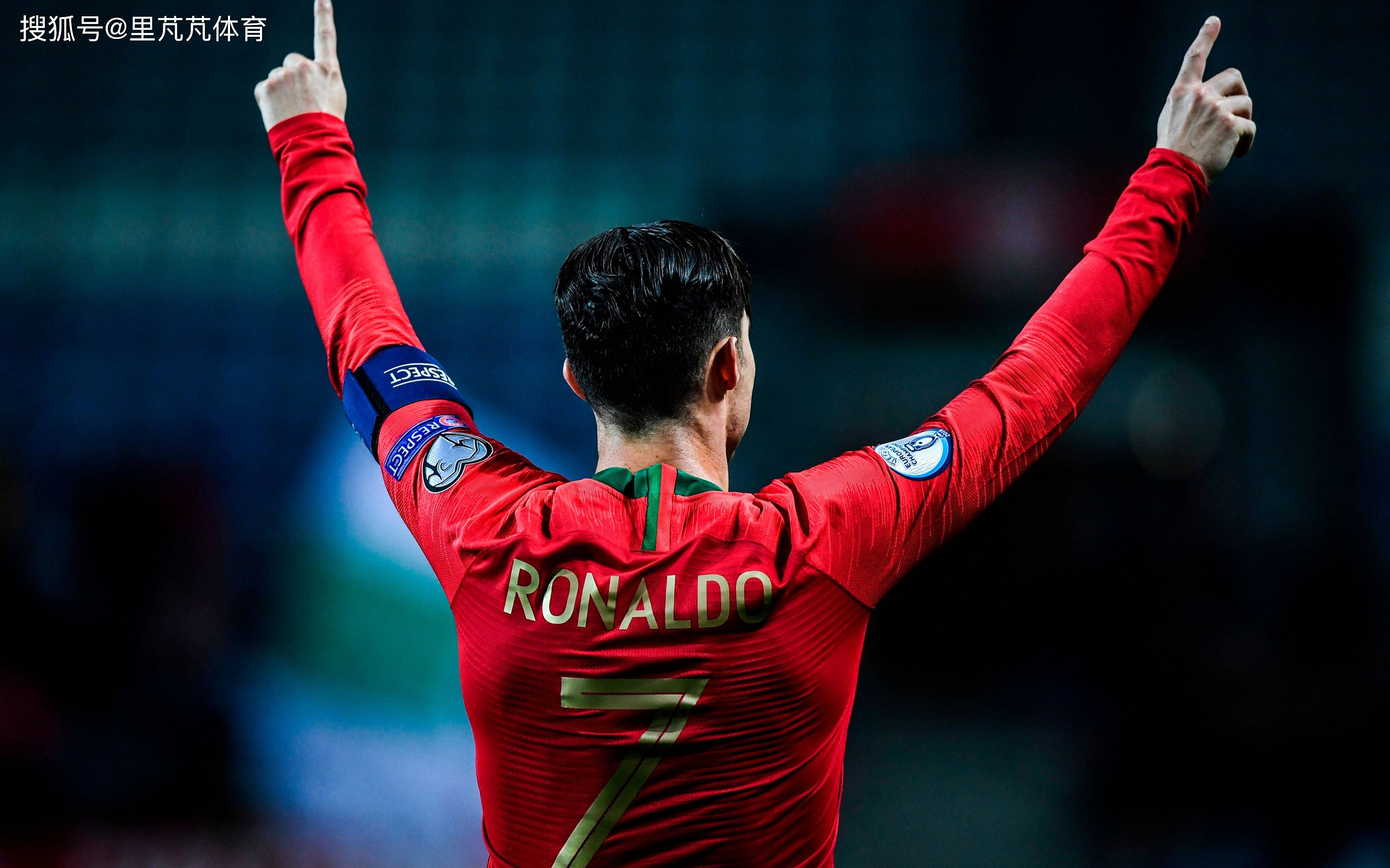 冷门！大巴黎0-1止步法国杯32强 恩里克场边急躁不安