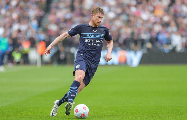 史诗级转会！大巴黎趁乱求购巨星，开价超过1亿欧，再冲欧冠冠军